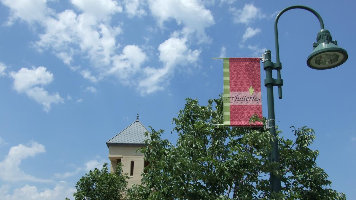 Village at Burlington Creek lands specialty grocer Kansas City