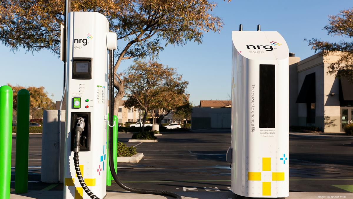 New Juice Berkeley Whole Foods offers electric car charging stations