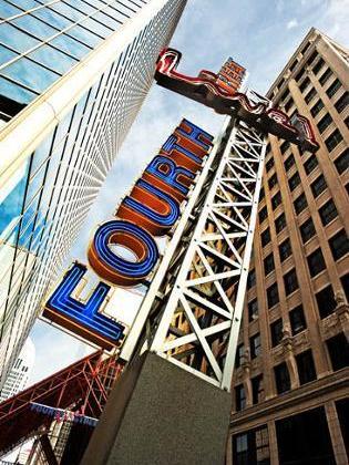Maker S Mark Bourbon House Lounge And Sully Restaurant Saloon Fourth Street Live Will Get Four New Restaurants In The Next Year As Well More