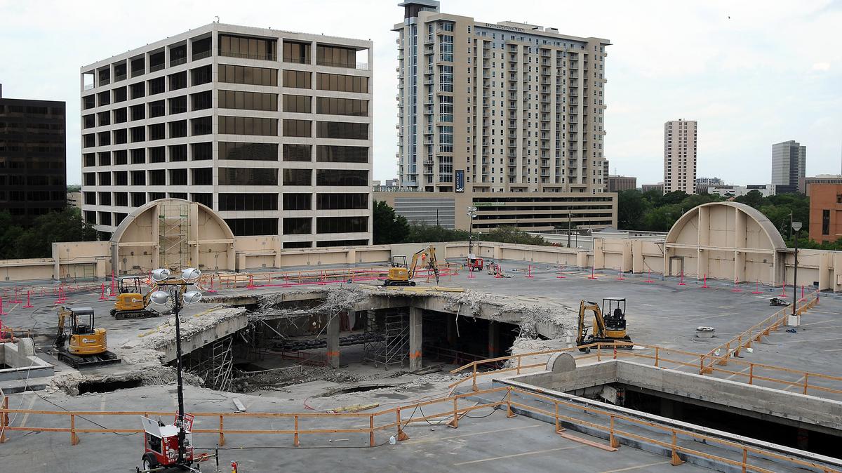 Saks Fifth Avenue Gets Set to Unveil New Store in Houston Galleria