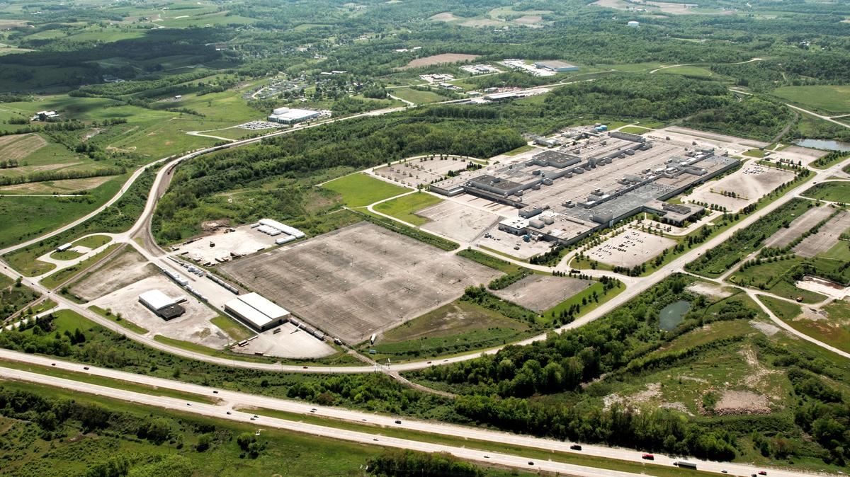 Cenveo to take nearly 300,000 square feet at RIDC ...