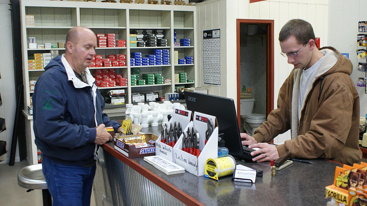 Small town’s hardware store back in business in bigger way Wichita Business Journal