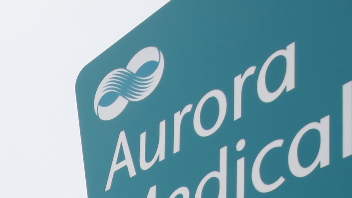 Aurora Health Care will move office employees to Park Place Milwaukee