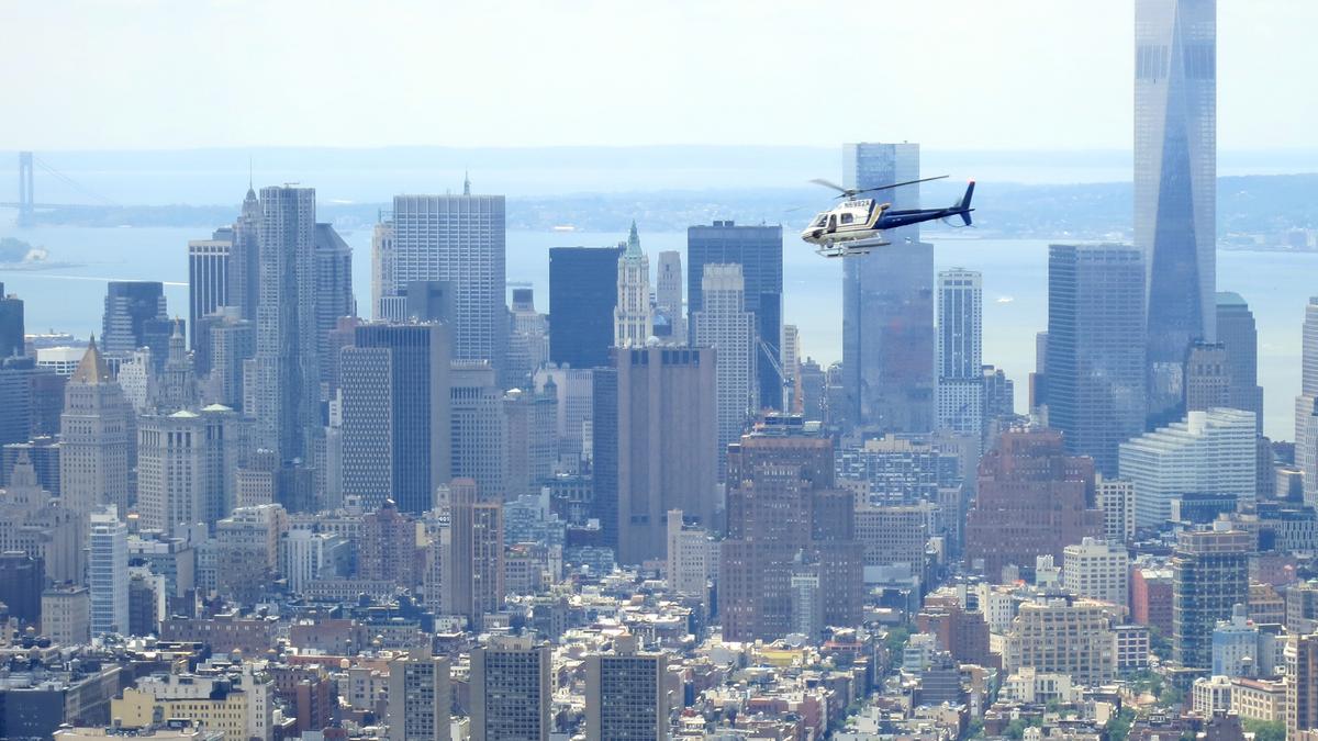 Uber, Blade partner on promotional helicopter service to the Hamptons