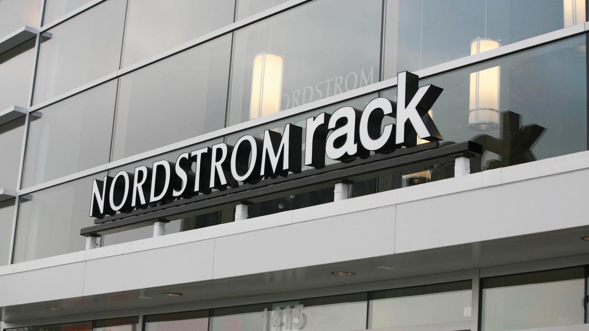 PICTURES: Nordstrom Rack holds big splash during soft opening in Lower  Macungie – The Morning Call