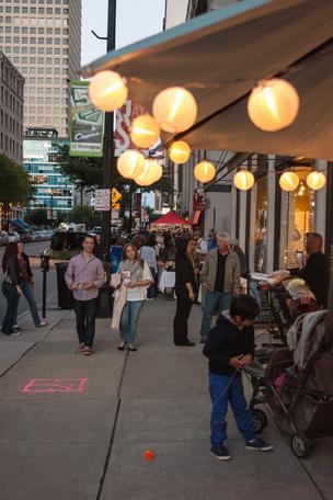 moonlight-market*304xx2423-3634-41-0.jpg