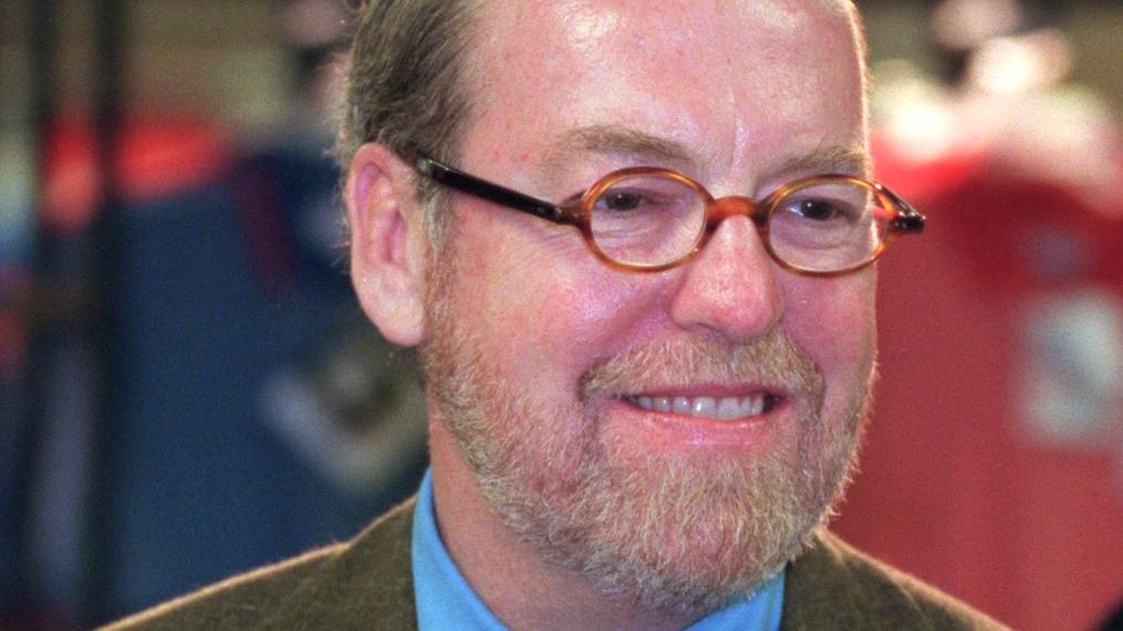 How designer Alexander Julian keeps his fashion edge - Triangle