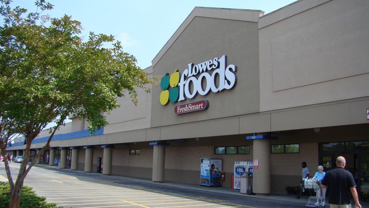 lowes grocery store near me