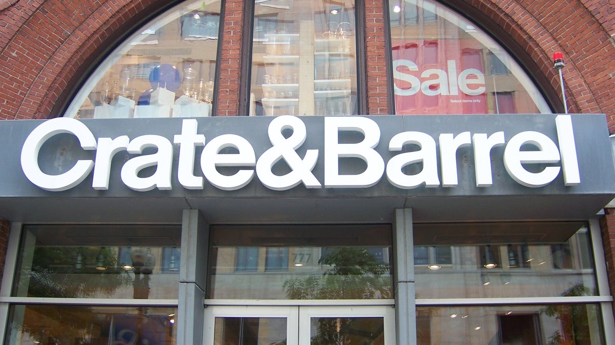 Crate & Barrel leaving its Manhattan flagship location New York