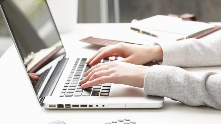 how to strikethrough in outlook email keyboard shortcut