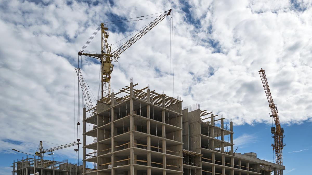 Hickenlooper, industry orgs launch Colorado construction jobs site