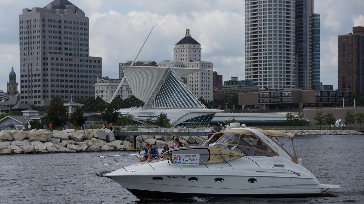 Milwaukee Yacht Club launches flotilla for Make-A-Wish kids - Milwaukee