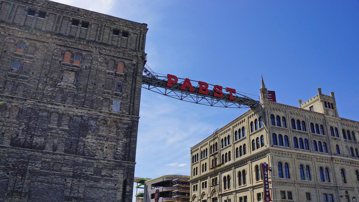 Pabst building to be restored for 118 apartments to open in late 2015