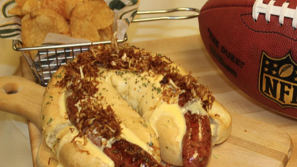 green bay packers, Dining