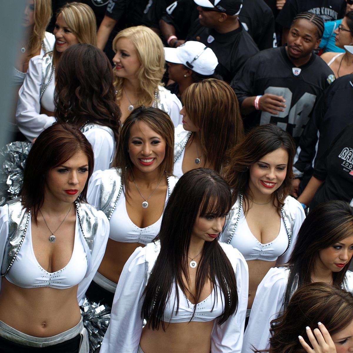 Oakland Raiders sued by Raiderettes cheerleaders