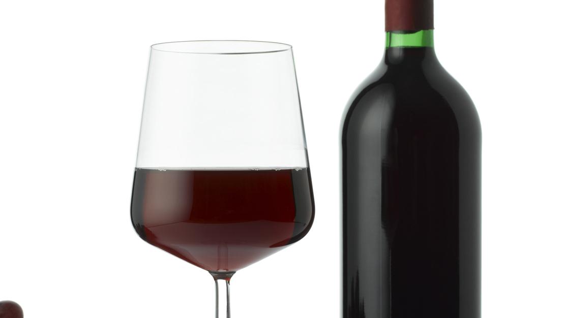 It's Personal Wine brings custom wine labels to Folsom store