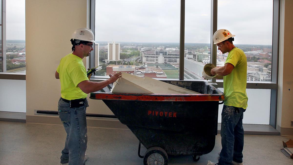 Phoenix dead last in construction jobs Phoenix Business Journal