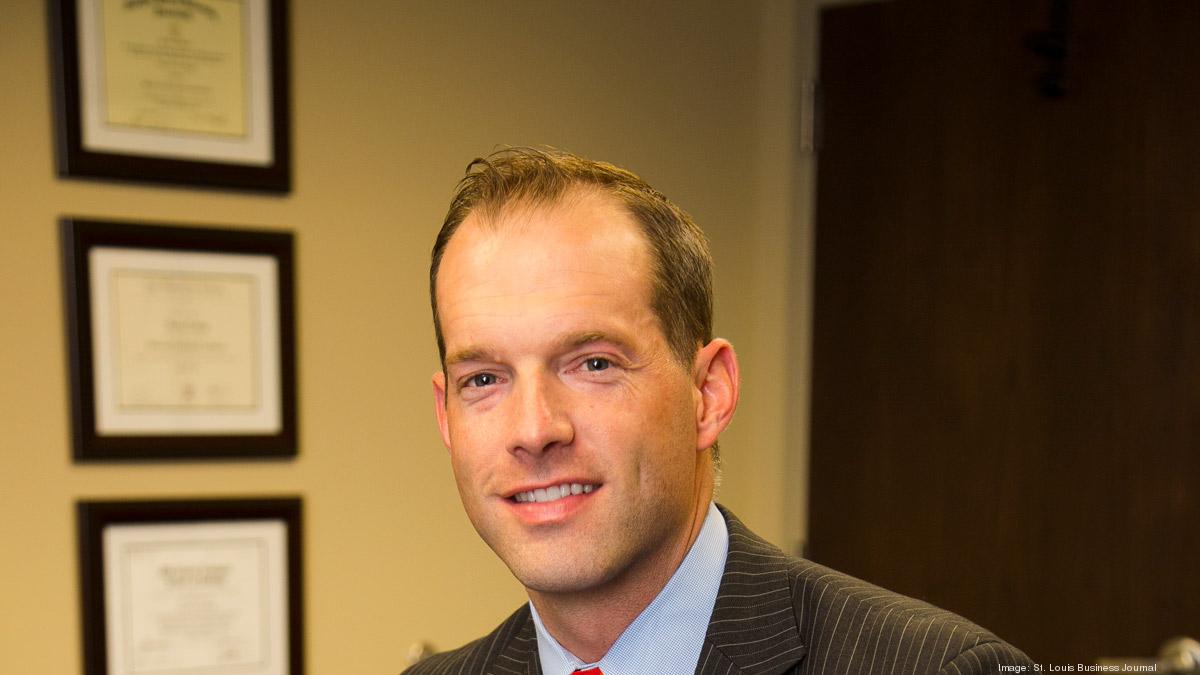 Buying a lot of banks Failed banks propelled Simmons into St. Louis