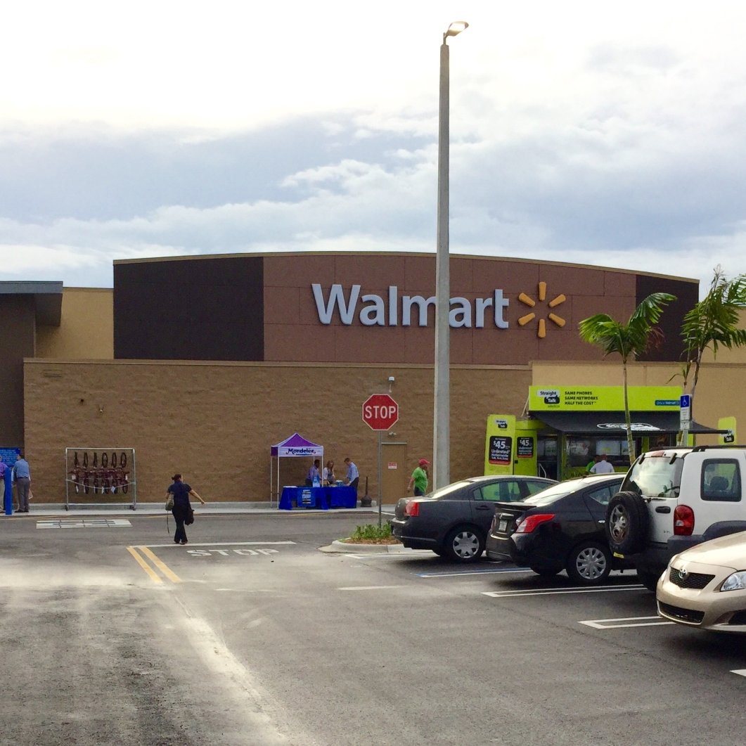 Walmart Supercenter - 3200 Nw 79th Street