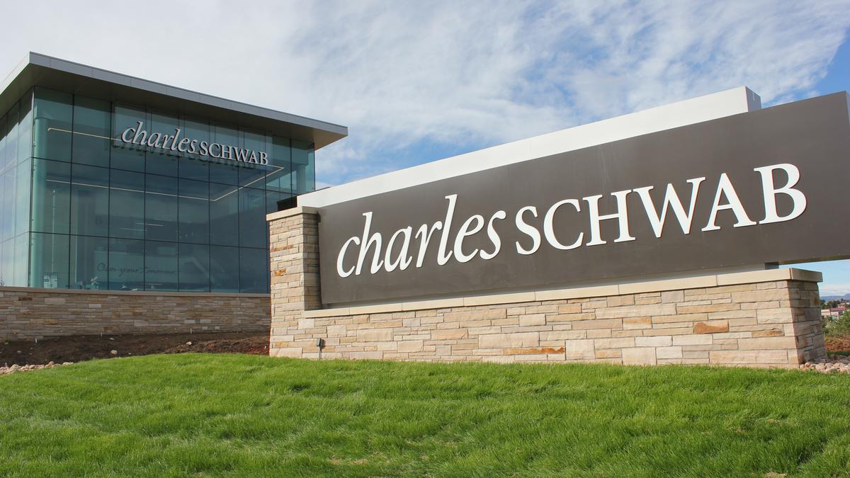 Charles Schwab Now Planning For 5000 Employees In DFW Dallas