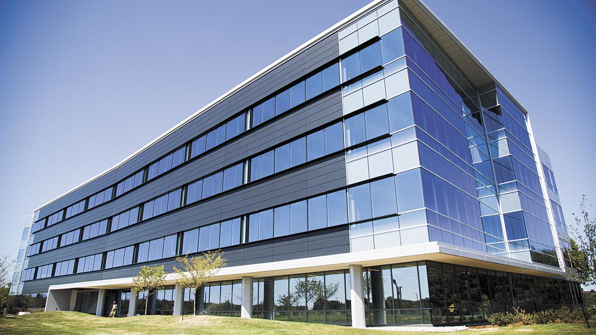 Commercial Real Estate Awards 700 North Hurstbourne opens at ShelbyHurst Louisville Business