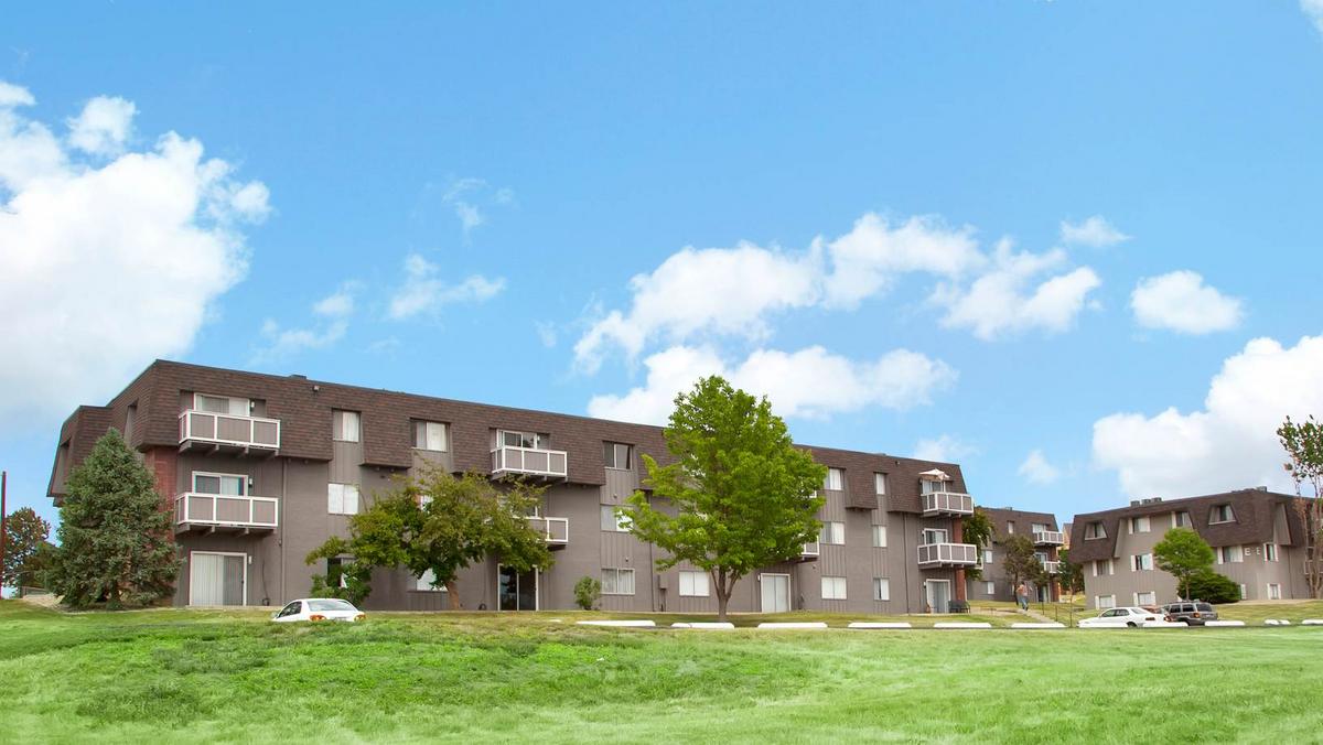 Thornton apartments sold to Radco for 28.2 million Denver Business