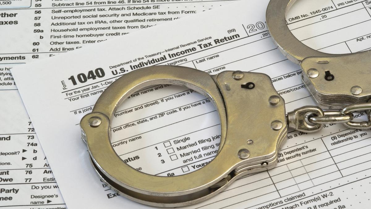 Local 'sovereign citizen' learns that tax evasion leads to prison