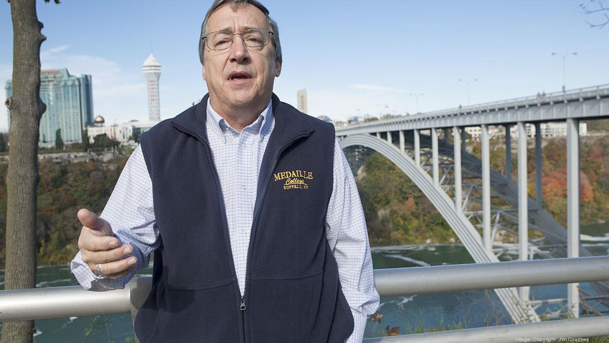 Medaille bringing homeland security course into the classroom Buffalo