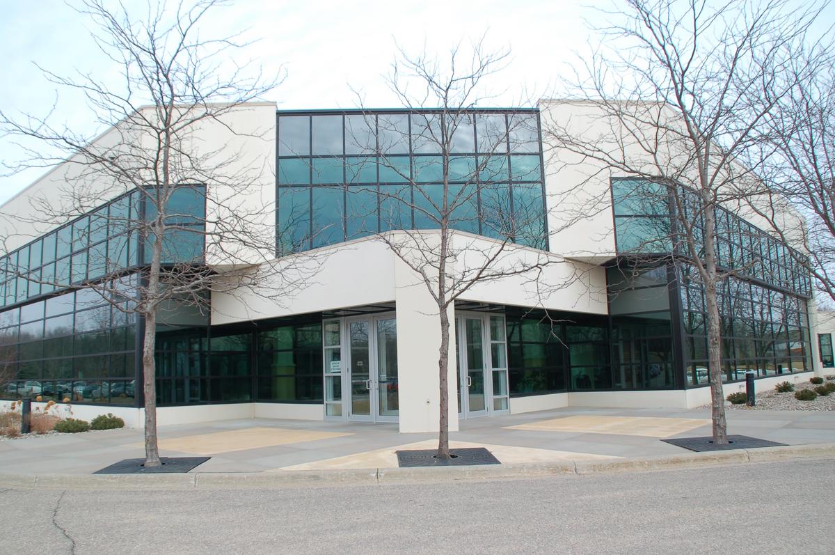 ViaWest buys former Entegris headquarters in Chaska for data center