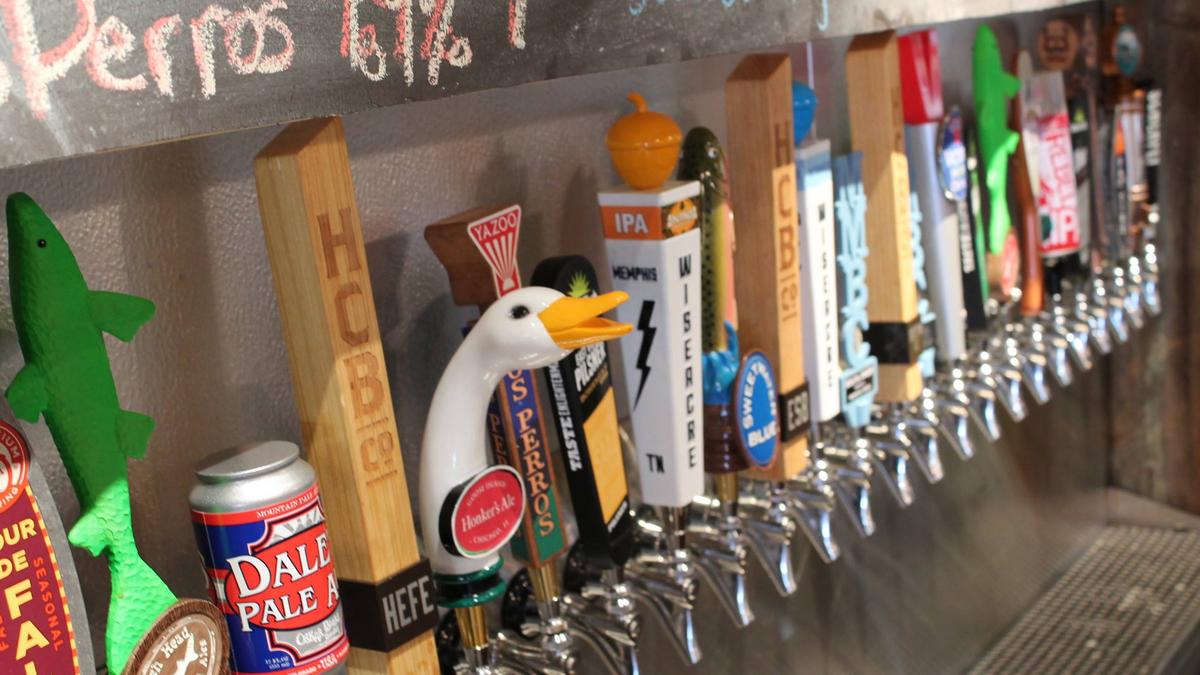 Several liquor and wine stores now fill beer growlers, Joe's Liquor