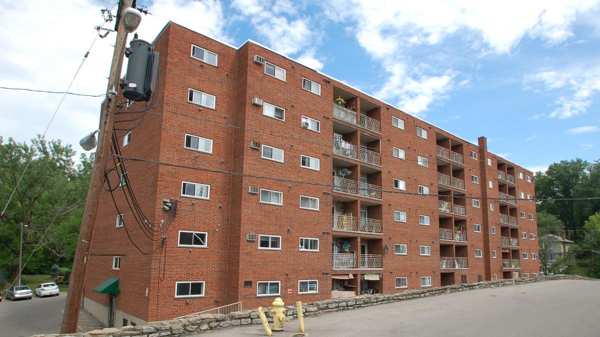 Gaslight Property buys Overlook at Clifton apartments for 3 million