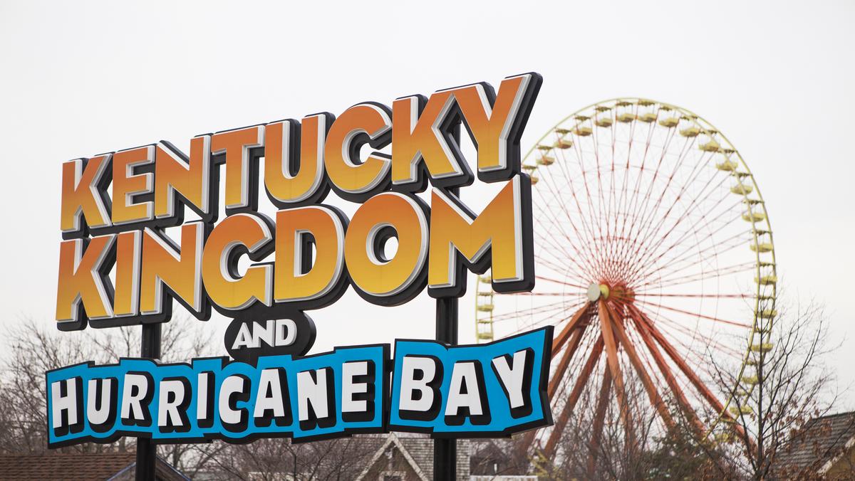 Kentucky Kingdom woos State Fairgoers with discount tickets, extended