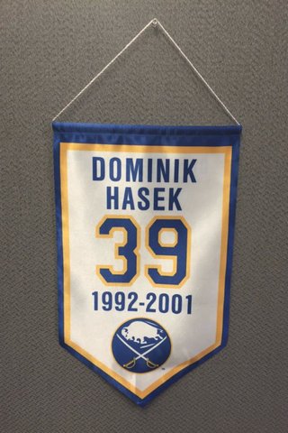 Buffalo Sabres to retire Dominik Hasek's jersey