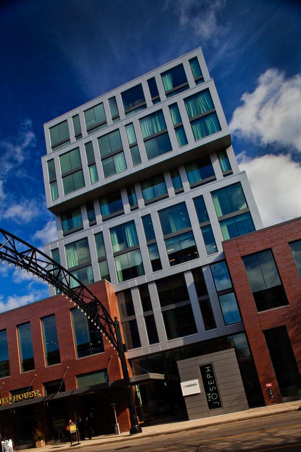 joseph-hotel-exterior*600.jpg