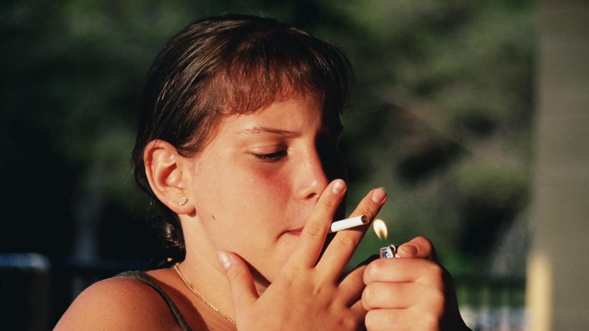 Attorney General Wants To Raise Minimum Smoking Age In Washington To 21 