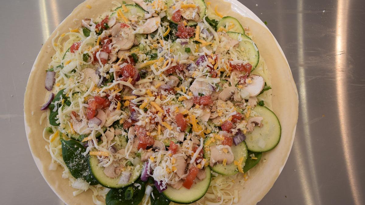 Papa Murphy’s Huntersville offers free pizza for grand opening