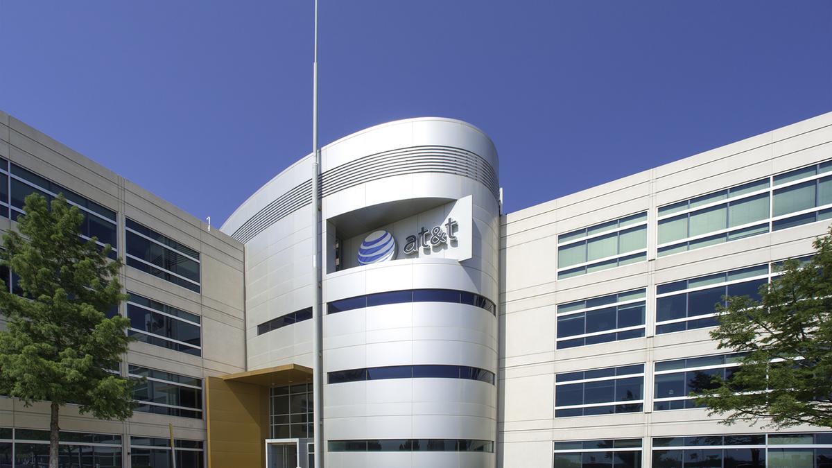 AT&T Pinnacle Park in Dallas sells to investment fund Dallas Business