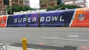 Valley Metro on X: What's great? Taking light rail to Super Bowl events in  downtown #PHX. What's even better? Having your fare covered with the NFL  OnePass app! Register, get your QR