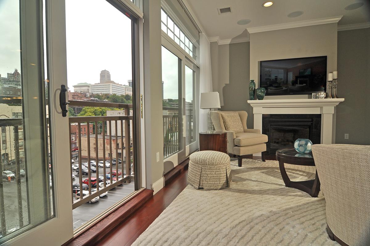 Luxury condos sales speed up at 17 Chapel in Albany, NY Albany