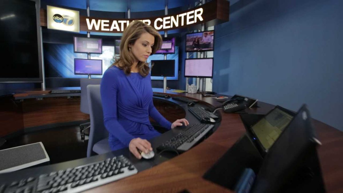 WLS-Channel 7's Cheryl Scott talks about her rapid rise on the weather front - Chicago Business