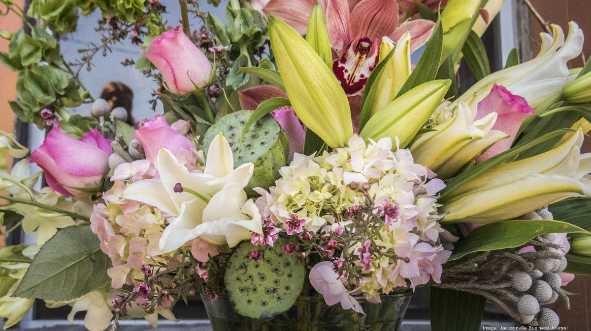 Amazon's onehour delivery for Valentine's Day has some retailers