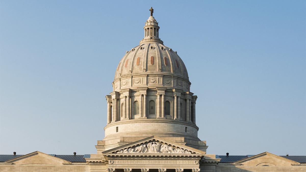 lawmakers-thwart-kansas-city-s-attempts-to-increase-minimum-wage