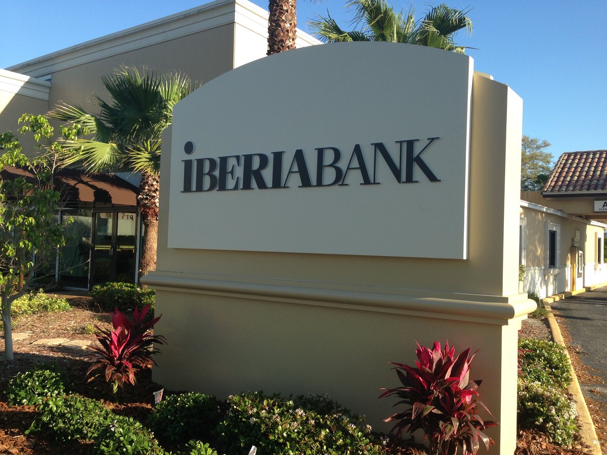 IberiaBank names Michael Roth Tampa market president - Tampa
