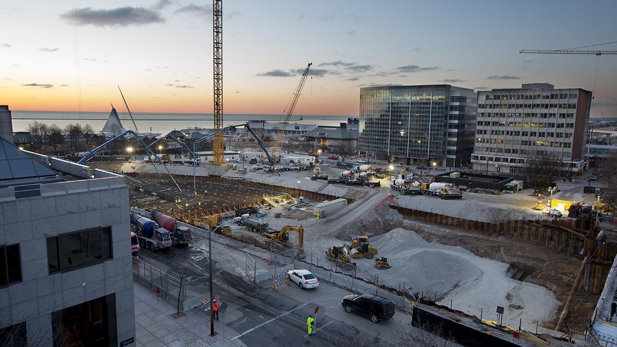 A look at the largest Milwaukeearea construction projects underway