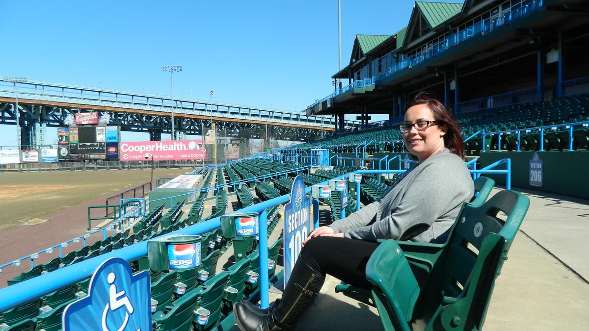 Can Baseball Pitchers Wear Sunglasses? - River Sharks Baseball