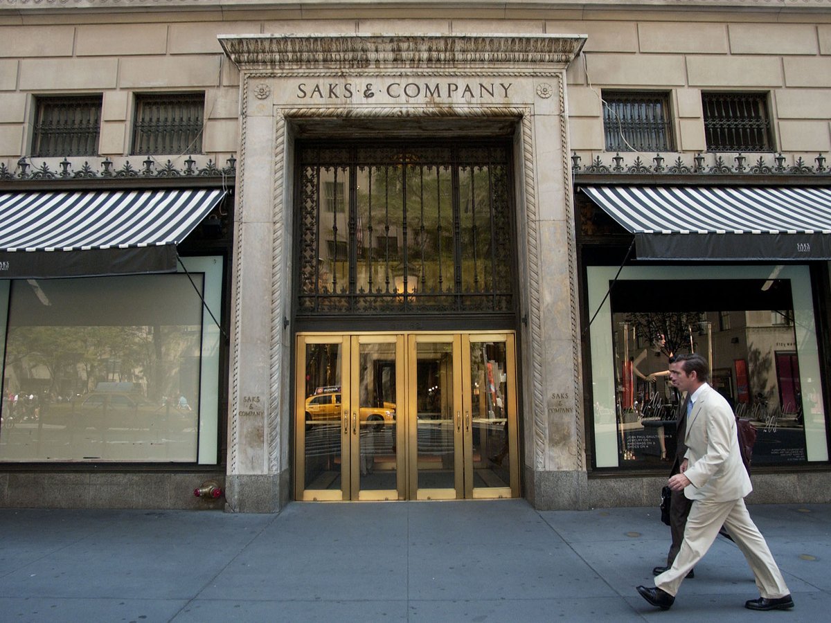 American Dream allure coaxes Saks out of Short Hills - New York