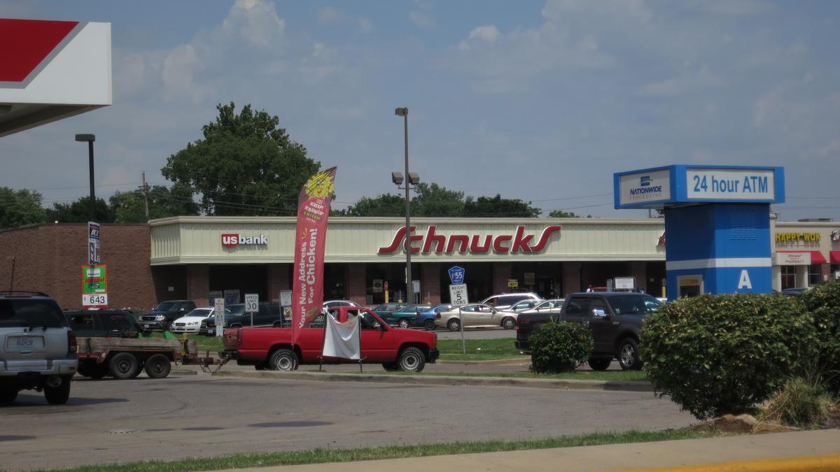 East St. Louis Schnucks store that’s closing got tax money - St. Louis Business Journal