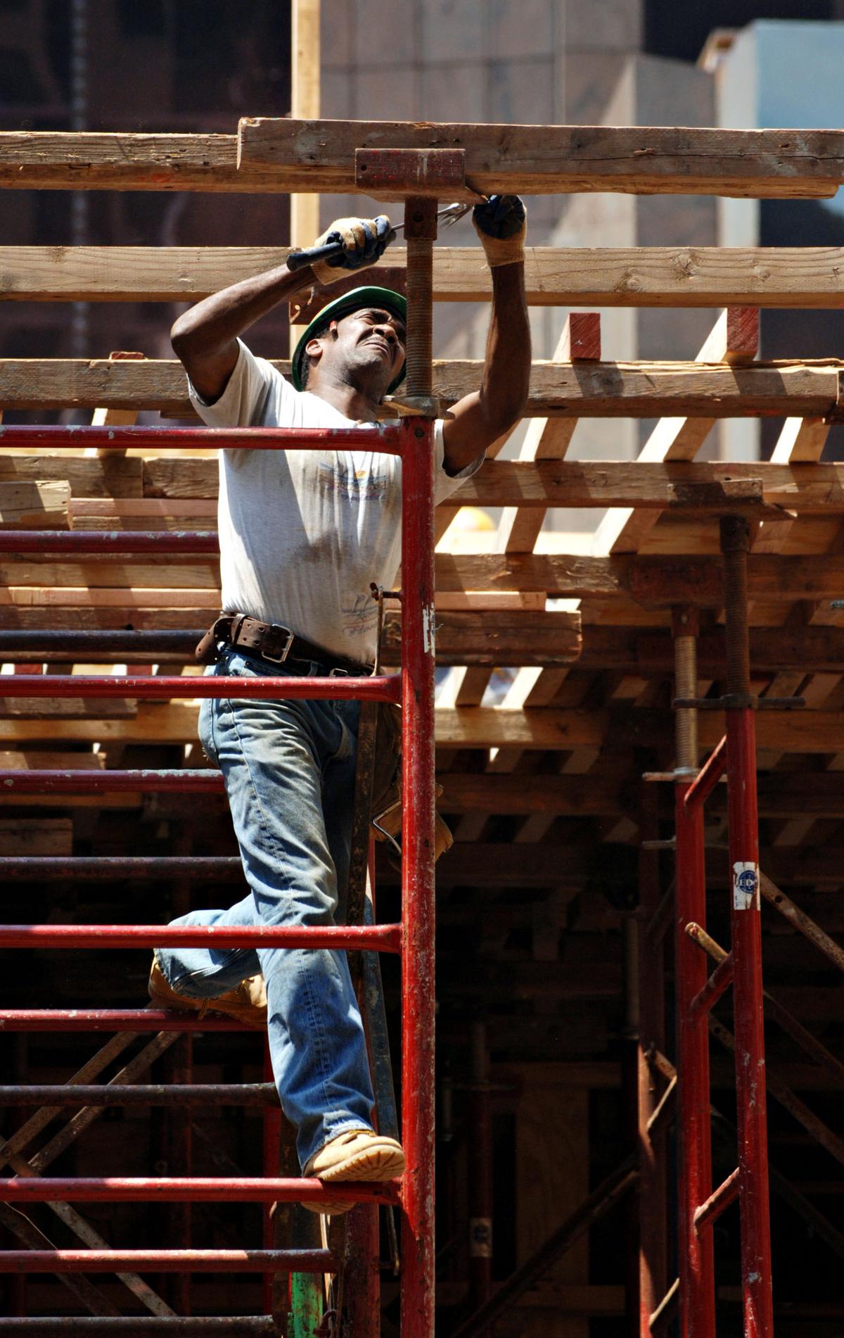 Scaffold law survives campaign from business groups New York Business