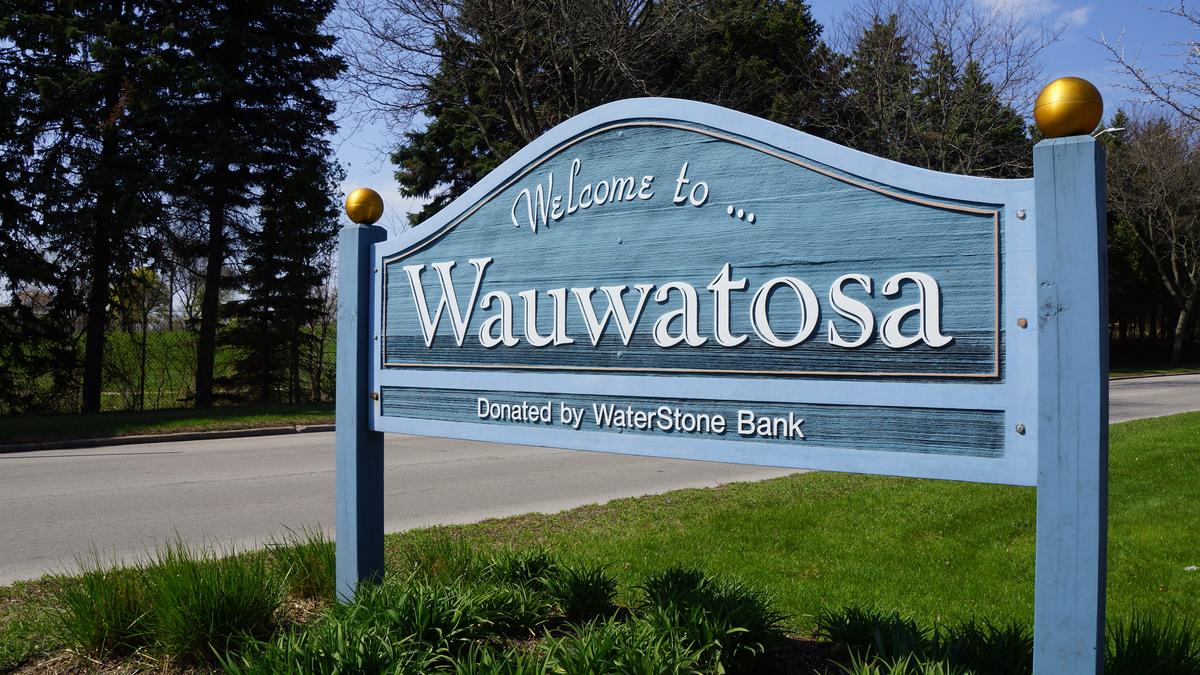 It'S Heartbreaking: Wauwatosa'S Businesses – A Story Of Loss And Recovery - b3cu3cf