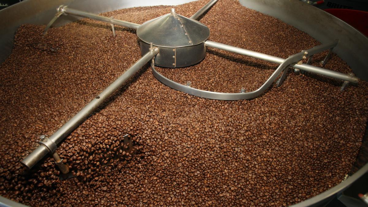 5 things to know today, including how Stumptown Coffee connects to a caffeinated M&A binge